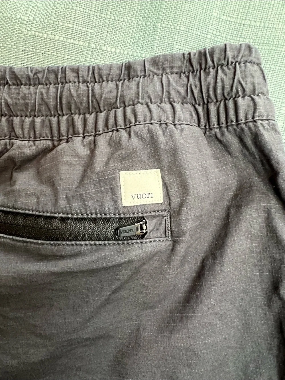 Vuori Ripstop Shorts Charcoal Elastic-Waist with Drawstring Medium